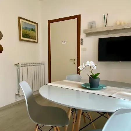 Residenza Cappuccini 아파트호텔 페스키에라델가르다